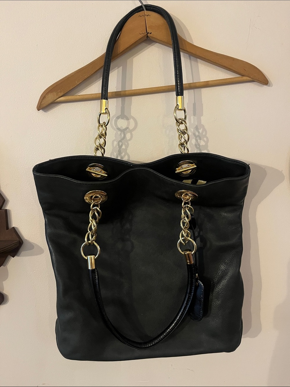 Cynthia Rowley Black Leather Chain-Handle Tote Bag
